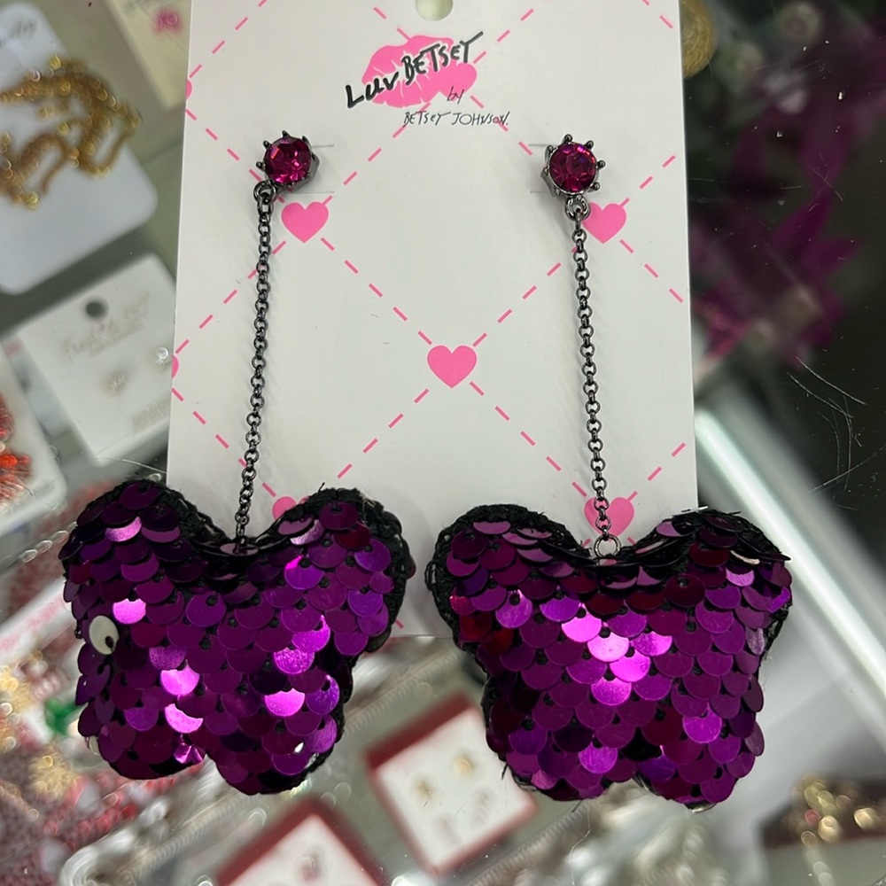 Flash sale Betsey Johnson purple sequined butterfly earrings